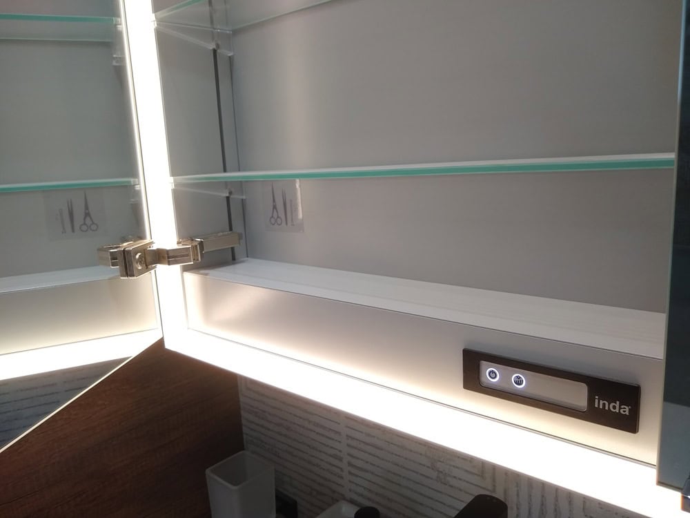 abverkauf-spiegelschrank-i-qua-159-cm-voe-4