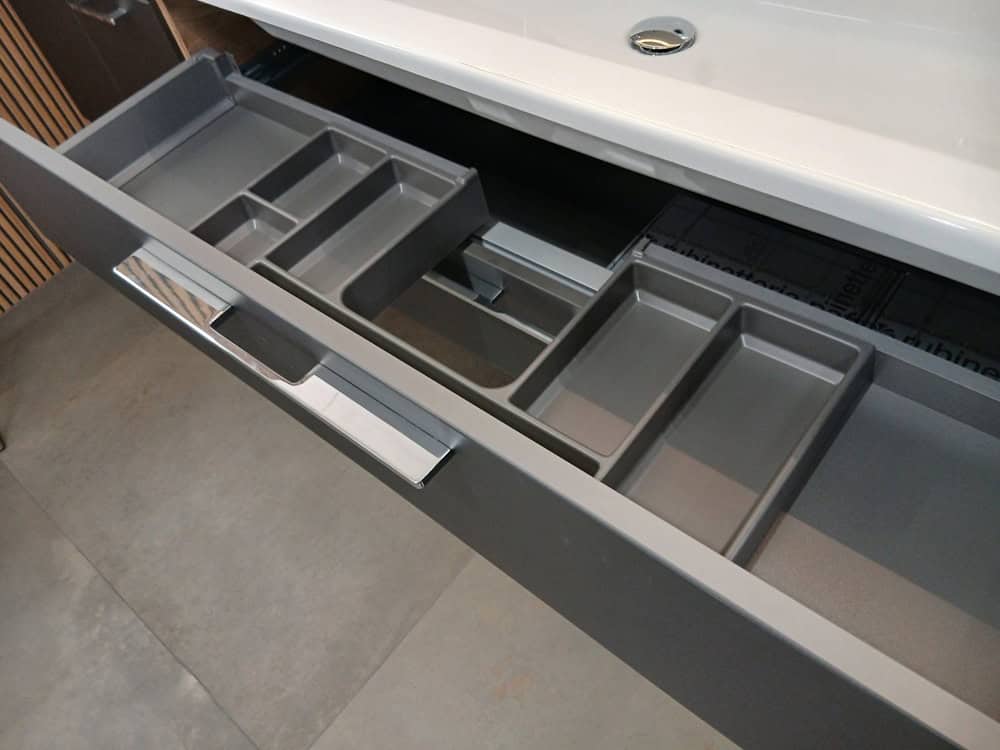 abverkauf-badmoebel-b-cla-122-cm-voe-1