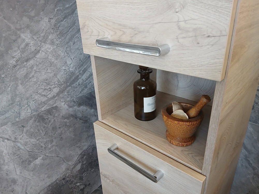 abverkauf-hochschrank-b-cla-35-cm-voe-1