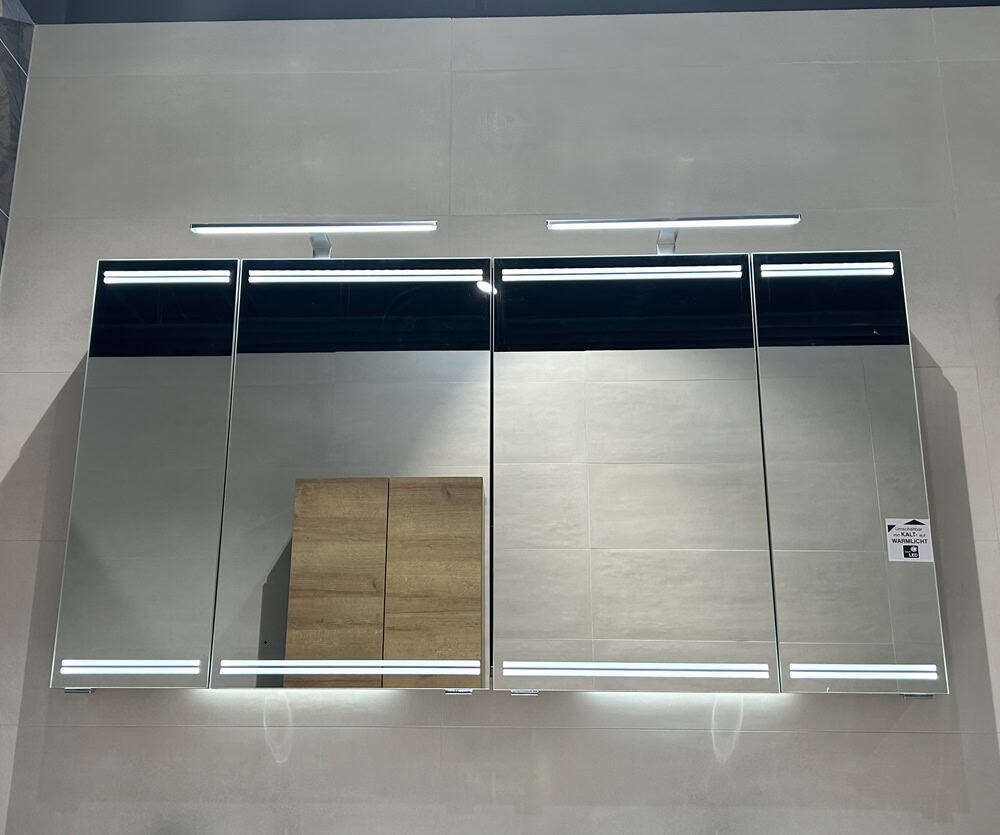 abverkauf-spiegelschrank-p-pco-132-cm-wn