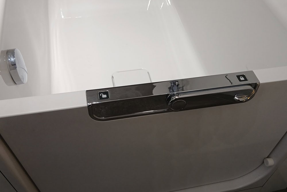 abverkauf-duschbadewanne-a-joi-160-x-85-cm-voe-3